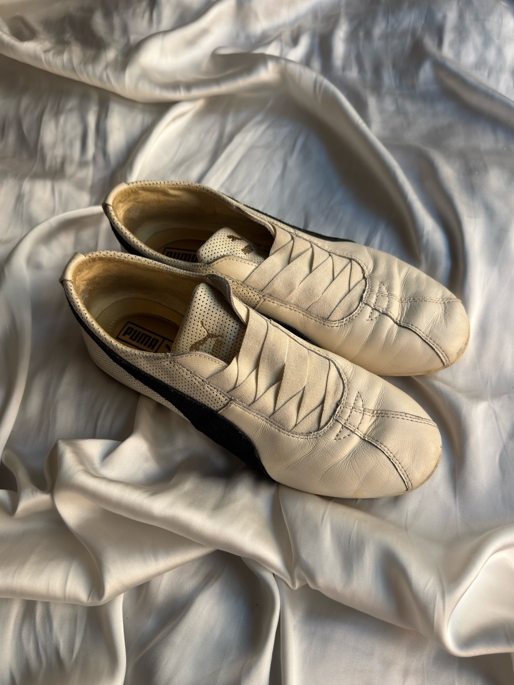 Puma Cream and Black Low-Profile Sneakers - Picture 3 of 6